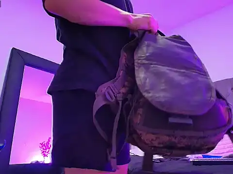 Snapshot of Dallas_Whitee chatting on April 2026 07:29:01 PM Dallas Whitee online show from April 2026 07:29:01 PM