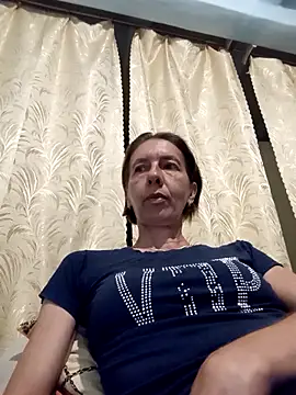 Tania9876 online show from June 2026 07:01:02 PM