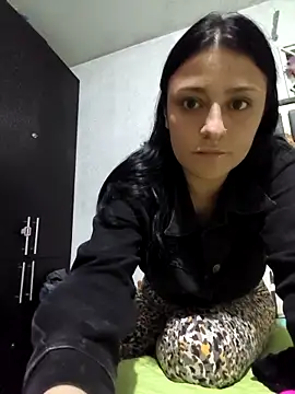 Scarlet Passion online show from April 2026 11:38:01 PM