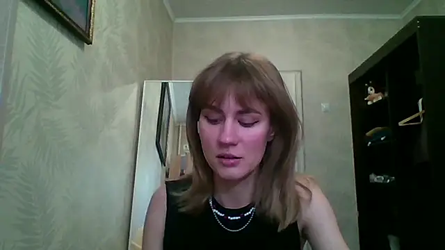ElenoreHolguin online show from April 2026 08:02:02 AM