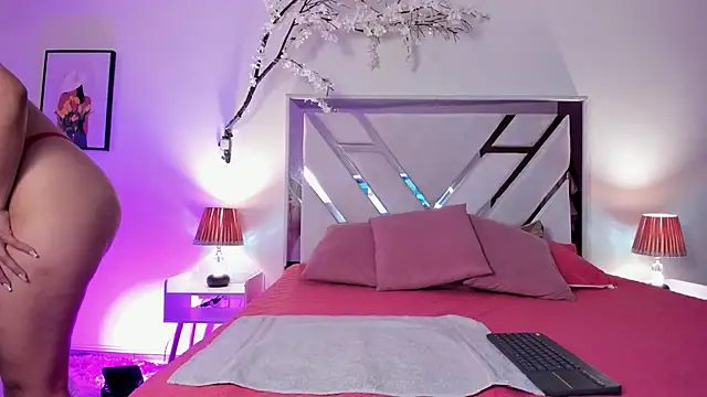 annie bell  25 online show from March 2026 11:36:01 AM