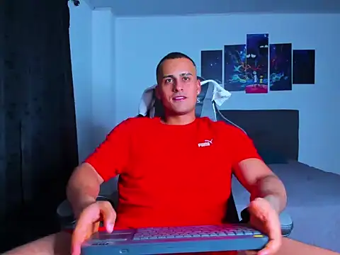 Snapshot of Steve_Dennis chatting on April 2026 01:36:01 AM Steve Dennis online show from April 2026 01:36:01 AM