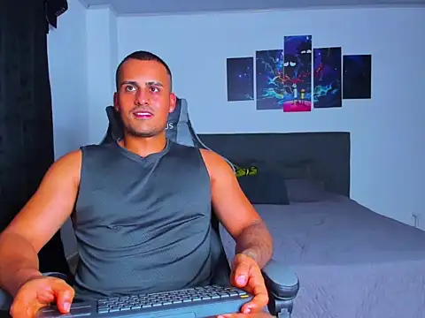 Snapshot of Steve_Dennis chatting on April 2026 11:57:02 PM Steve Dennis online show from April 2026 11:57:02 PM