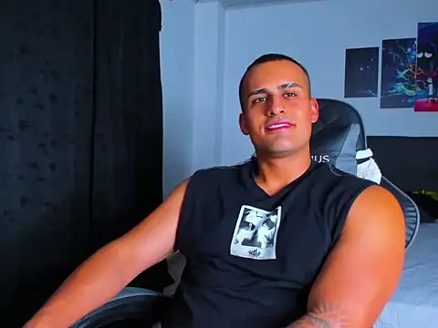 Snapshot of Steve_Dennis chatting on April 2026 01:22:01 AM Steve Dennis online show from April 2026 01:22:01 AM