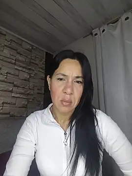 Snapshot of Camillemonroe_ chatting on June 2026 07:45:02 AM Camillemonroe online show from June 2026 07:45:02 AM