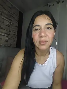 Snapshot of Camillemonroe_ chatting on July 2026 08:42:01 AM Camillemonroe online show from July 2026 08:42:01 AM