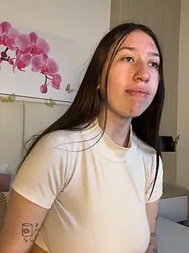 Snapshot of AmberVegaa chatting on April 2026 01:41:01 PM AmberVegaa online show from April 2026 01:41:01 PM