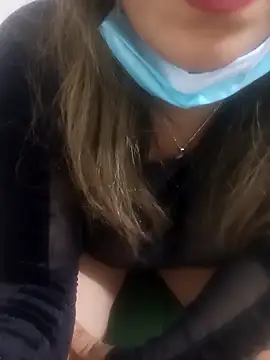 Snapshot of Marwamira chatting on April 2026 10:37:02 PM Marwamira online show from April 2026 10:37:02 PM