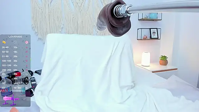 alexaa lovely online show from April 2026 02:40:02 PM