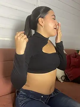 CatalinaSantana Pink online show from March 2026 09:53:02 PM