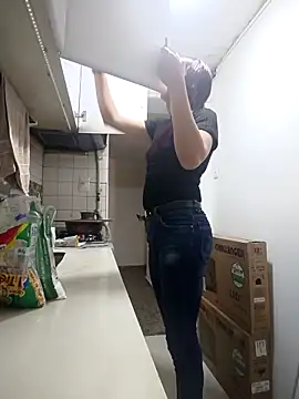 Snapshot of Alisson-Miller chatting on April 2026 08:46:02 PM Alisson-Miller online show from April 2026 08:46:02 PM