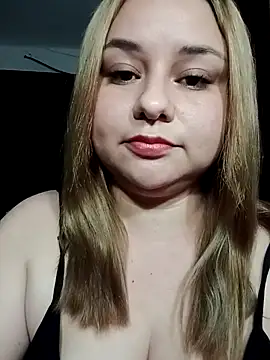 Snapshot of jennyyhottt chatting on April 2026 05:47:01 AM jennyyhottt online show from April 2026 05:47:01 AM