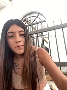 Snapshot of Electra_Pinkk chatting on May 2026 02:03:02 PM Electra Pinkk online show from May 2026 02:03:02 PM
