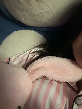 Cum-withyou online show from May 2026 04:35:01 PM