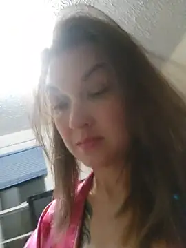 NicolePearl online show from April 2026 12:46:02 AM