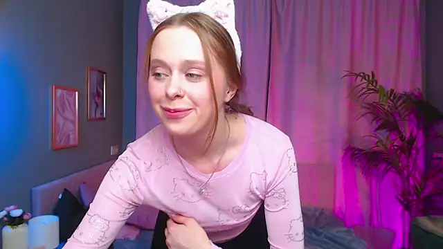 Snapshot of Megg_Ryan chatting on April 2026 02:14:02 PM Megg Ryan online show from April 2026 02:14:02 PM