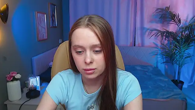 Snapshot of Megg_Ryan chatting on April 2026 02:10:02 PM Megg Ryan online show from April 2026 02:10:02 PM