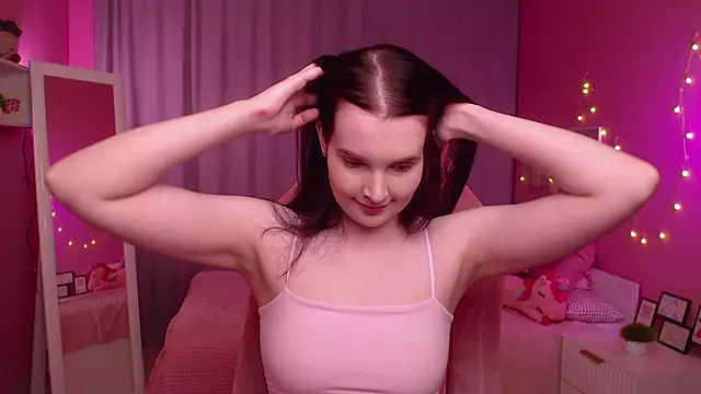 Snapshot of Kristen_Bellle chatting on April 2026 01:06:01 AM Kristen Bellle online show from April 2026 01:06:01 AM