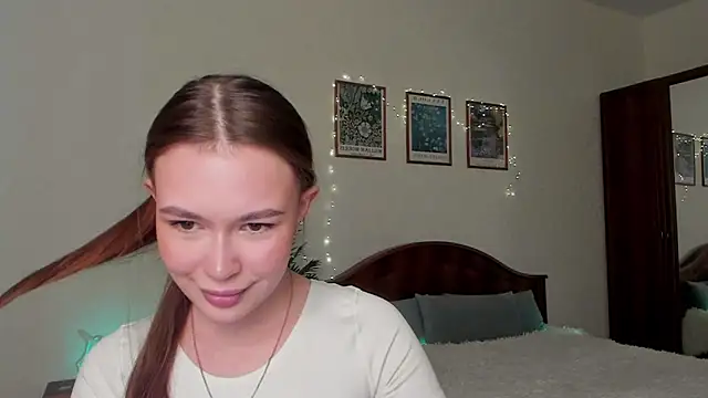 Snapshot of kittiangel00 chatting on March 2026 12:21:01 PM kittiangel00 online show from March 2026 12:21:01 PM