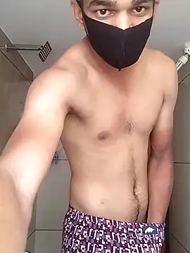 Snapshot of Roy3_2 chatting on April 2026 06:55:02 AM Roy3 2 online show from April 2026 06:55:02 AM