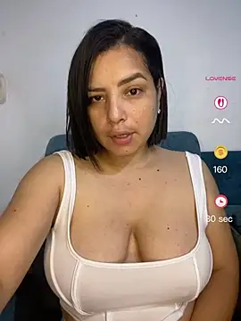 Kira33  online show from April 2026 12:14:02 PM