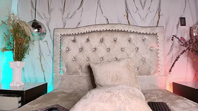 Lickpink1 online show from March 2026 03:34:02 AM