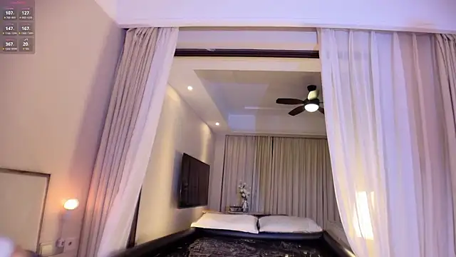 Snapshot of jiayao1999 chatting on April 2026 12:03:02 PM jiayao1999 online show from April 2026 12:03:02 PM