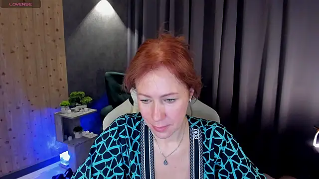 LeticiaRomano online show from March 2026 04:35:02 PM