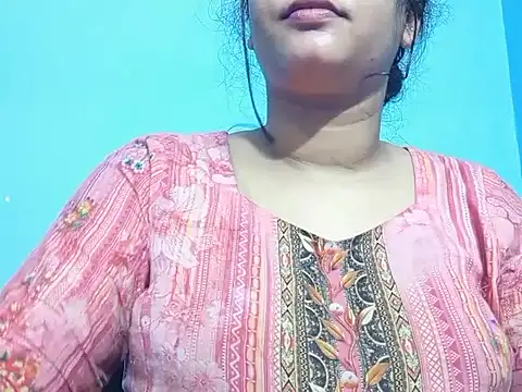 Emma 4433 online show from March 2026 09:32:01 AM