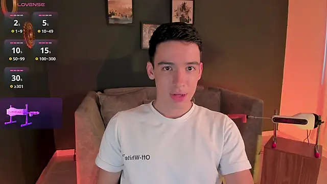 Snapshot of david_osorio chatting on April 2026 08:18:01 PM david osorio online show from April 2026 08:18:01 PM