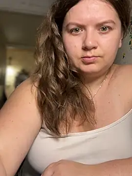 Nenssy555 online show from May 2026 04:56:02 PM