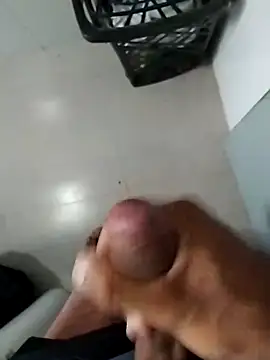 Maicon107 online show from April 2026 07:56:01 PM