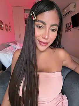 SaraValentina11 online show from March 2026 05:02:01 PM