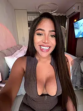 Snapshot of SaraValentina11 chatting on May 2026 09:31:02 PM SaraValentina11 online show from May 2026 09:31:02 PM