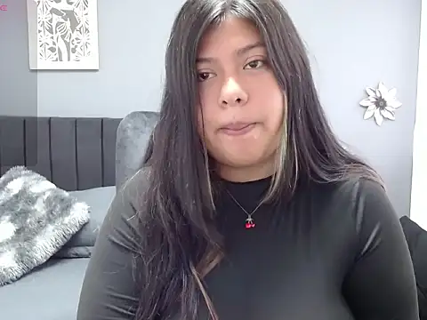 jazmin huntress online show from March 2026 01:59:01 PM