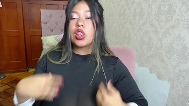 jazmin huntress online show from March 2026 03:01:02 PM