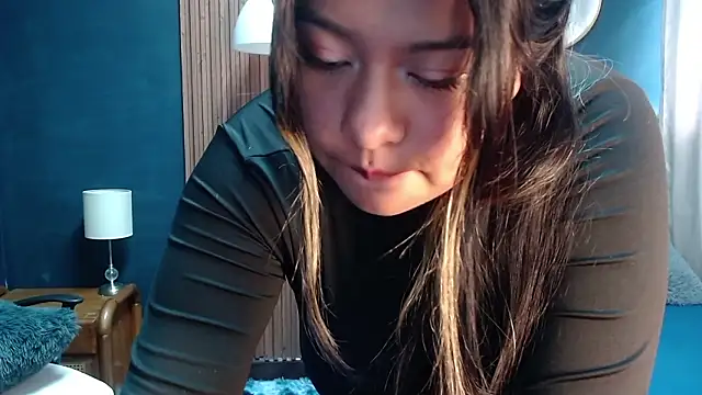 jazmin huntress online show from March 2026 02:38:01 PM