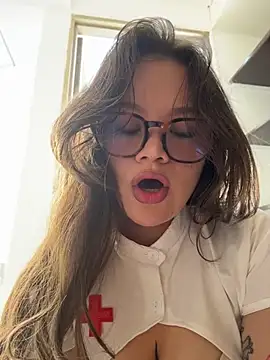 Tallulah Kinky online show from July 2026 12:31:01 PM
