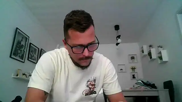 yanick931 online show from April 2026 11:21:02 AM