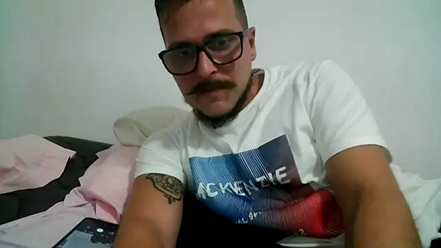 yanick931 online show from April 2026 11:05:02 PM