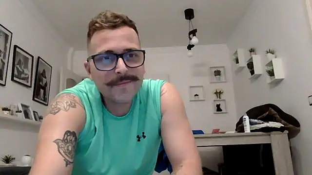 yanick931 online show from April 2026 10:38:01 PM