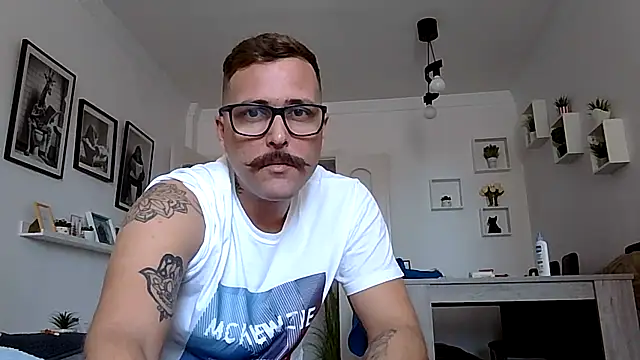 yanick931 online show from April 2026 10:43:02 AM