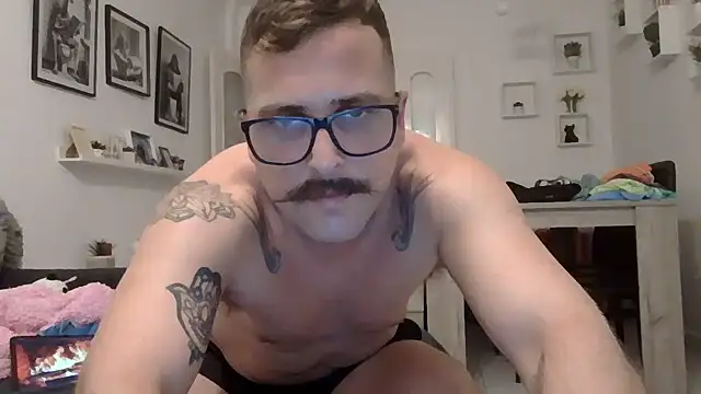 Snapshot of yanick931 chatting on June 2026 02:24:02 AM yanick931 online show from June 2026 02:24:02 AM