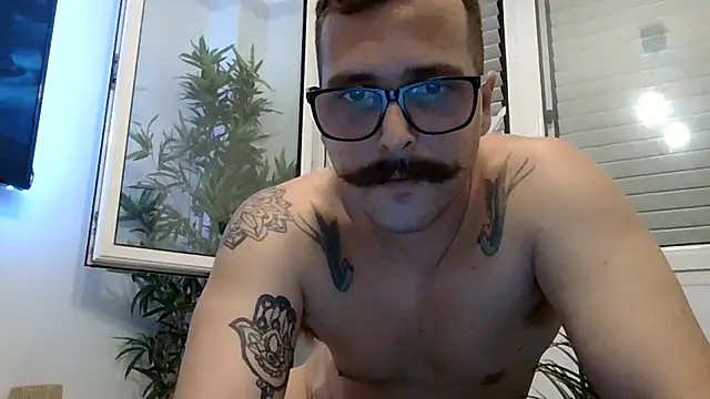Snapshot of yanick931 chatting on July 2026 11:45:01 PM yanick931 online show from July 2026 11:45:01 PM