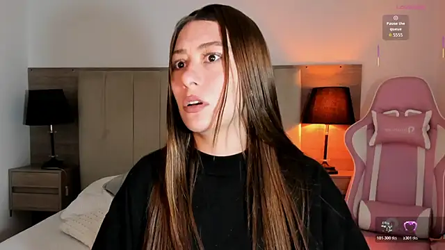 alejarosee online show from March 2026 08:08:02 PM