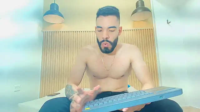 JEAN LEWIS2 online show from March 2026 07:35:01 PM