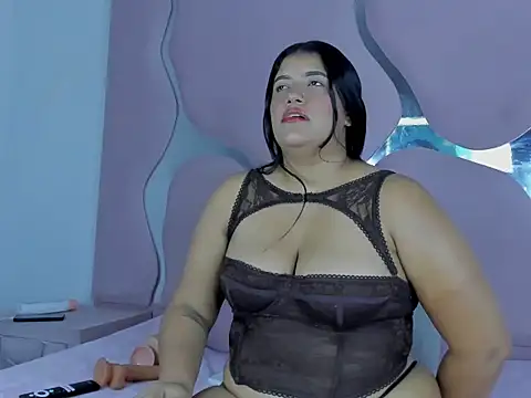 Snapshot of kiaraht chatting on April 2026 05:30:01 AM kiaraht online show from April 2026 05:30:01 AM