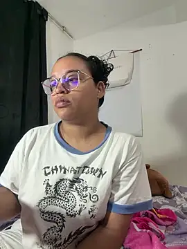 Snapshot of tokio_angel chatting on April 2026 09:42:02 PM tokio angel online show from April 2026 09:42:02 PM