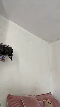 sylphiee  online show from April 2026 03:29:01 PM