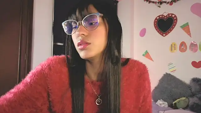 Snapshot of PaulaCutexs chatting on April 2026 03:37:01 AM PaulaCutexs online show from April 2026 03:37:01 AM